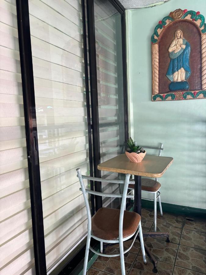 Golden V Primera Unit A - B&B Malolos