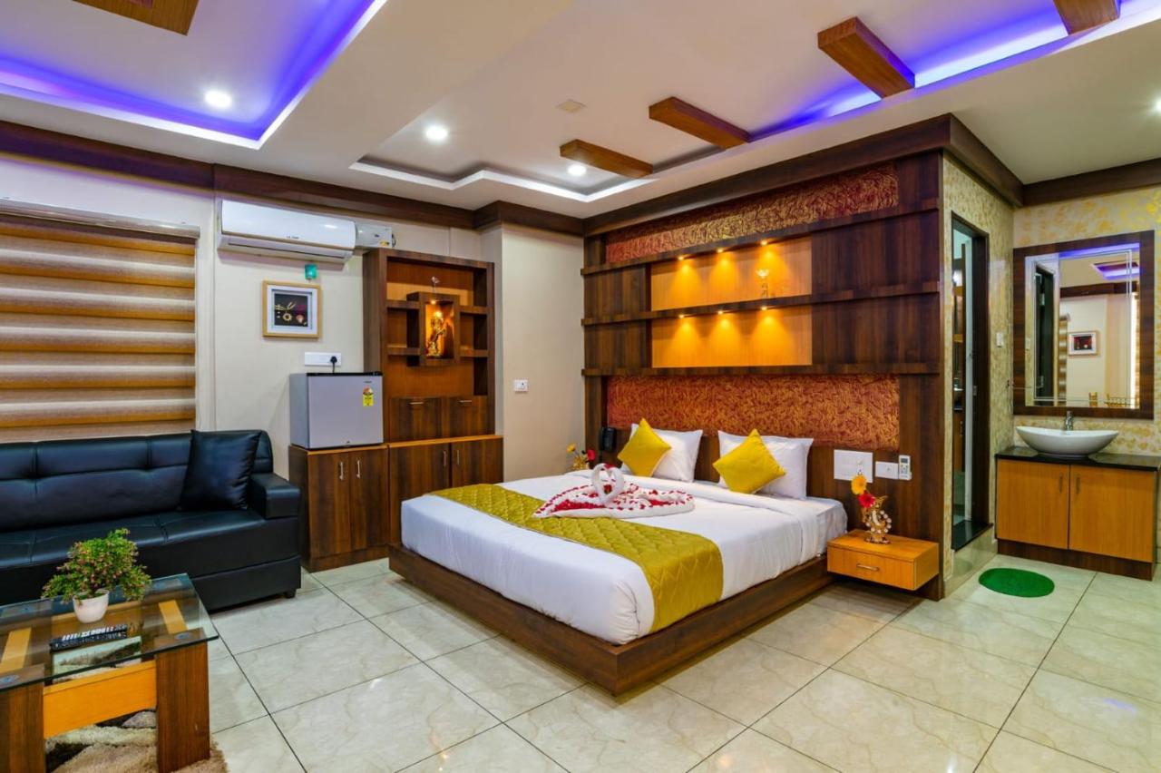 Deluxe Double or Twin Room