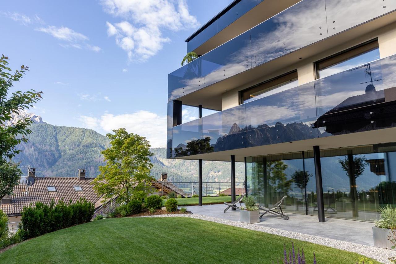 Luxury Dolomites Apartments - Chambres d’hôtes Dobbiaco