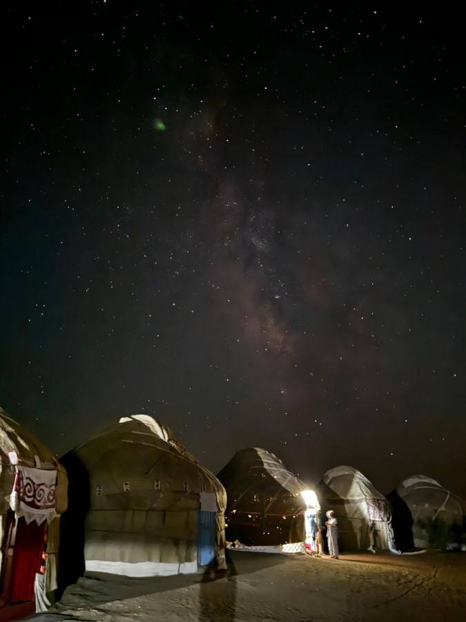 Desert Central Asia Yurt Camp - Ferienwohnung Navoi