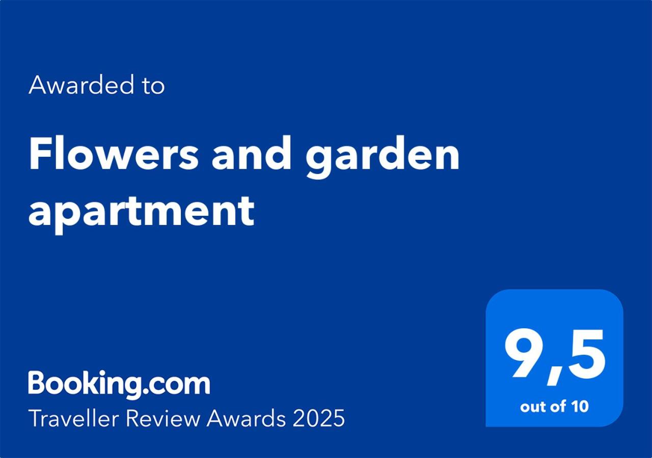 Flowers & garden apartment con vista lago - Chambres d’hôtes Manerba del Garda