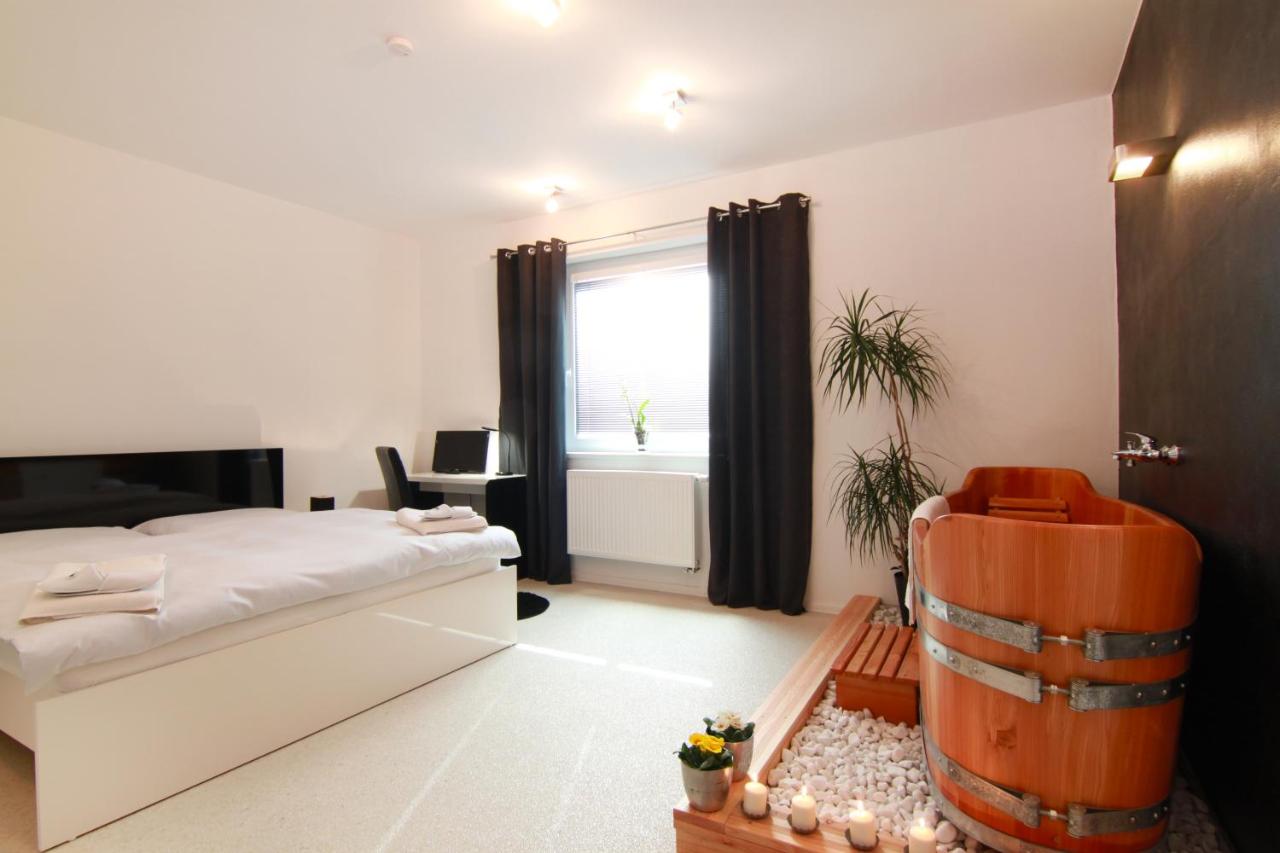 Chambre Lit King-Size avec Baignoire Spa