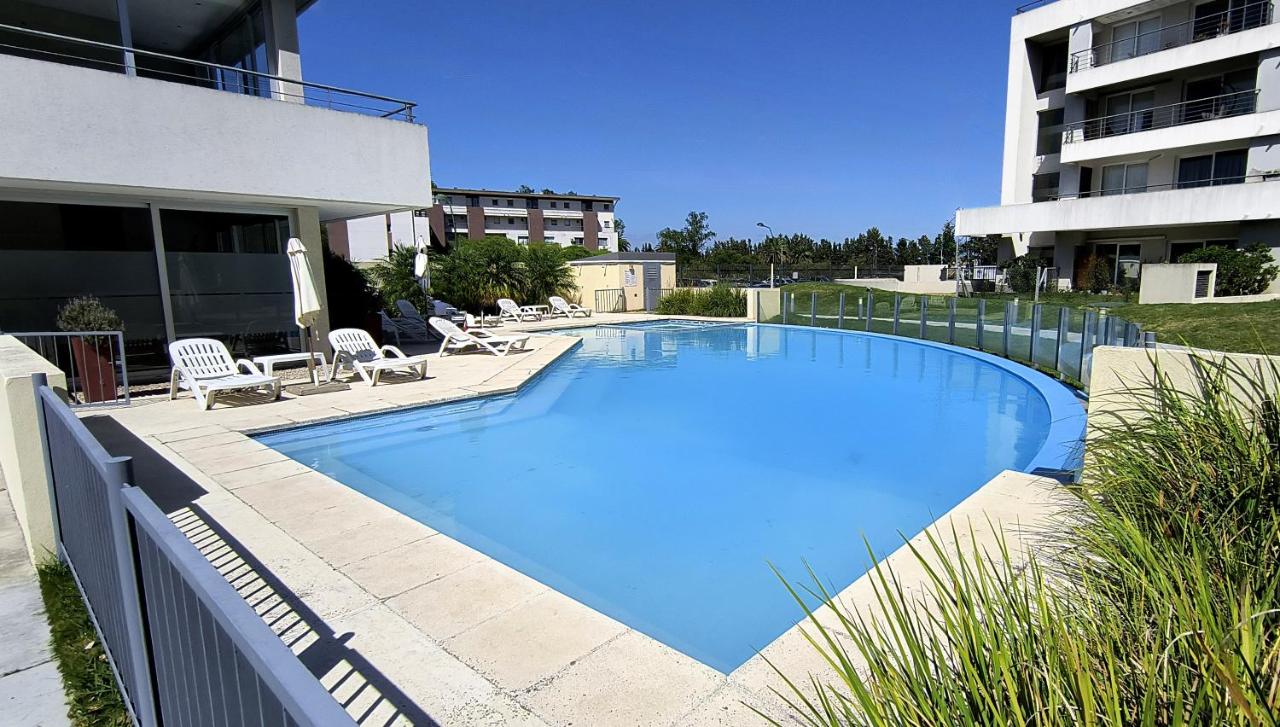 NORDELTA- Departamento con Terraza Privada, Cochera Cubierta, Gym y Piscina - Chambres d’hôtes