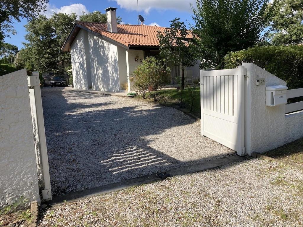 Villa les Fontaines - B&B Lanton