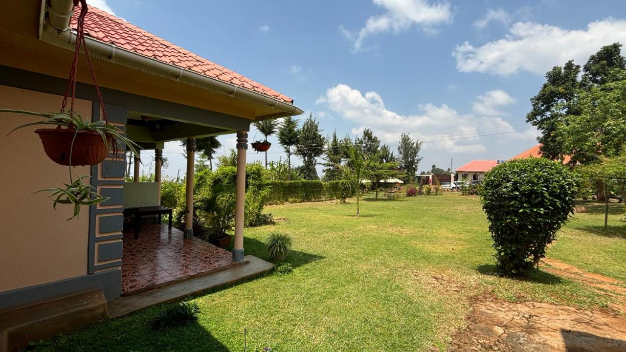 Home of Friends - B&B