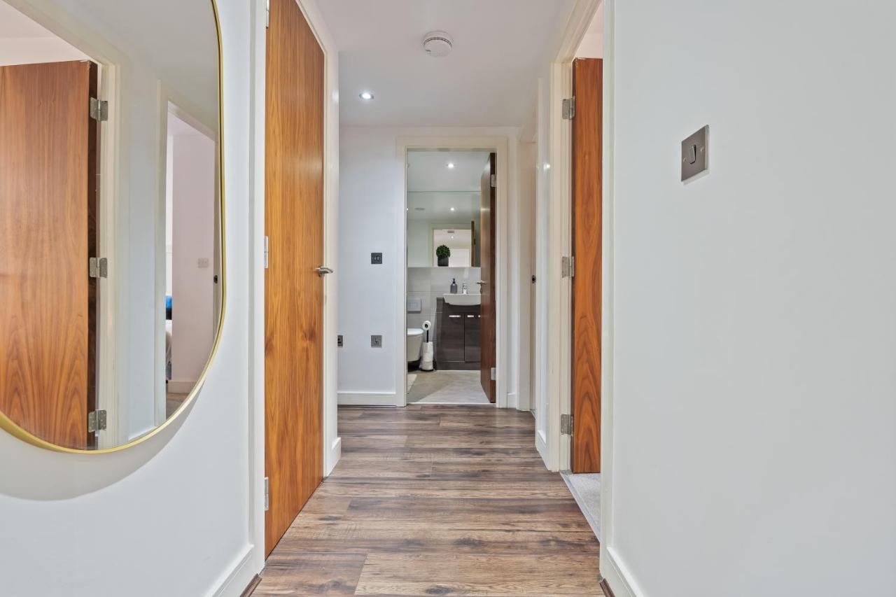 Luxury 2 Bed, Free Wi-Fi and Paid Parking - B&B