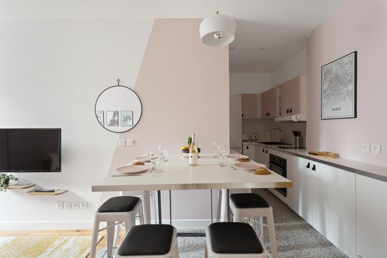 Pink Design 2BDR Flat in the Heart of Bastille - Chambres d'hôtes Paris