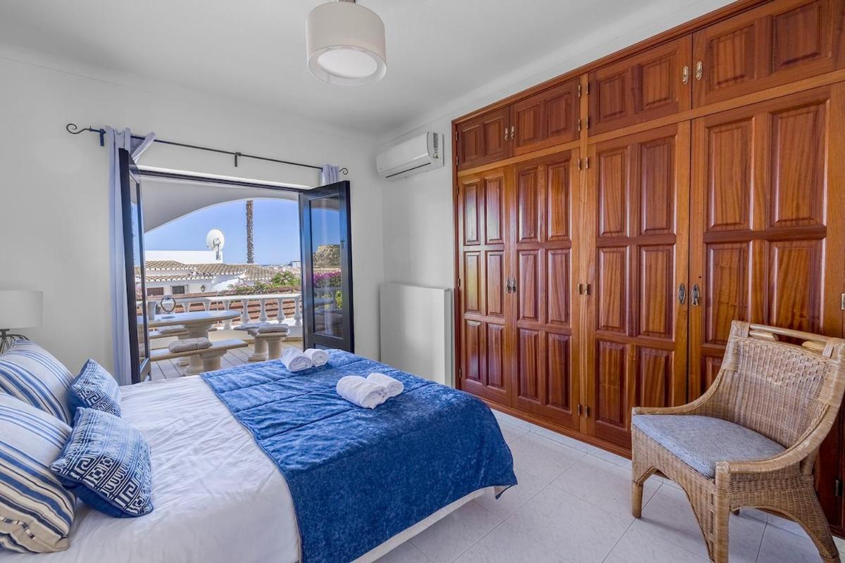 Spacious villa with sea view and heated pool - Luz - Casa Amizade - B&B Luz