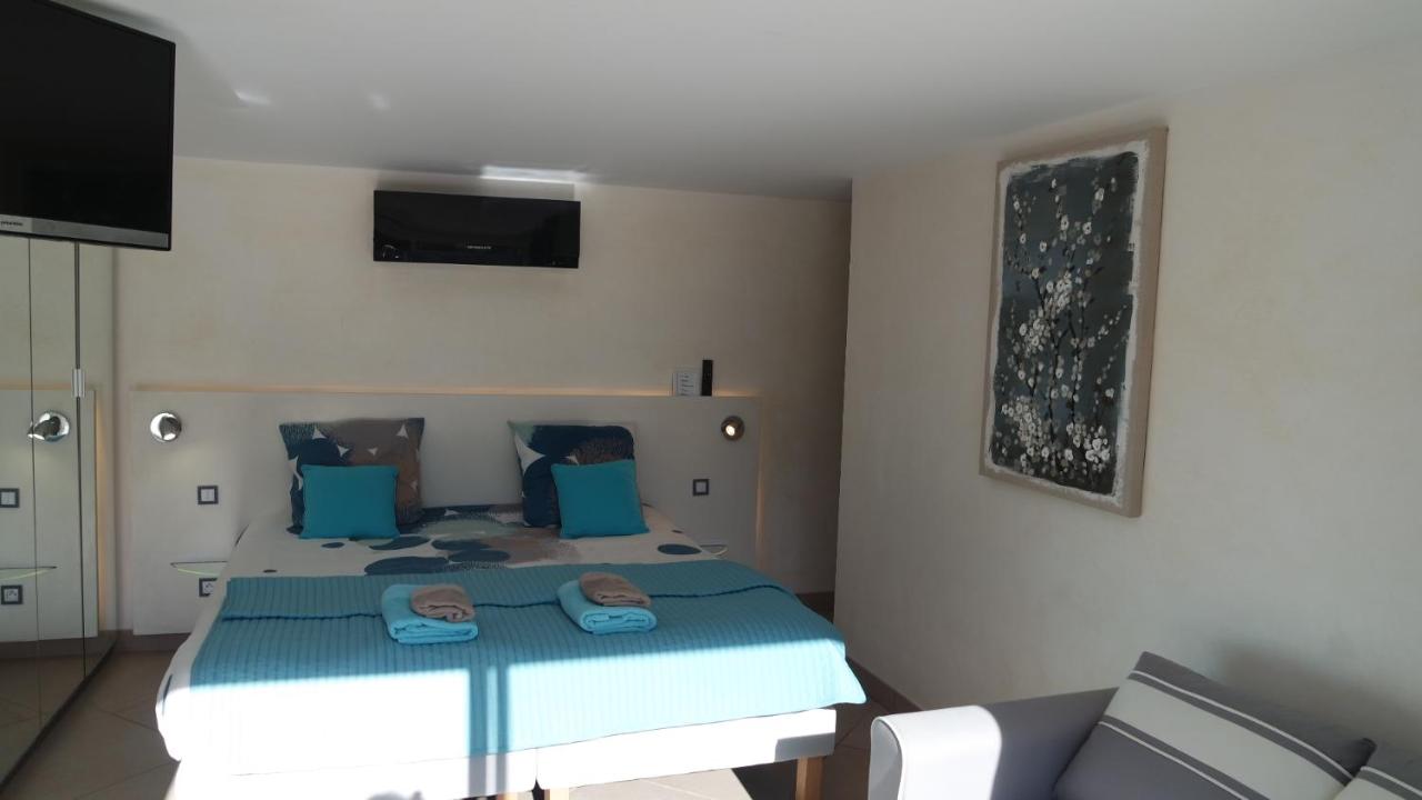 King Room with Garden View