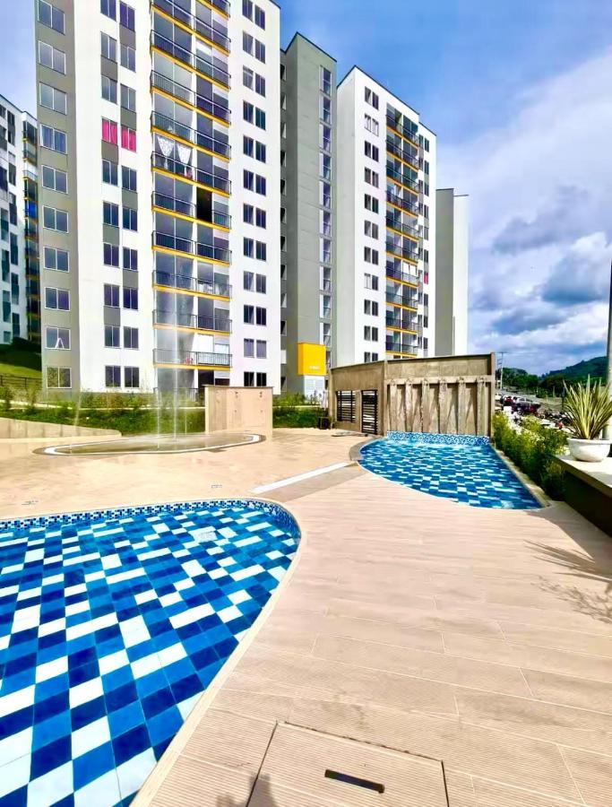 Encantador Apartamento con excepcional vista - Bed and Breakfast Dosquebradas