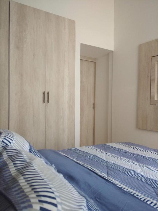 Hermoso Apartaestudio Todo Incluido Zona Céntrica - Chambres d’hôtes