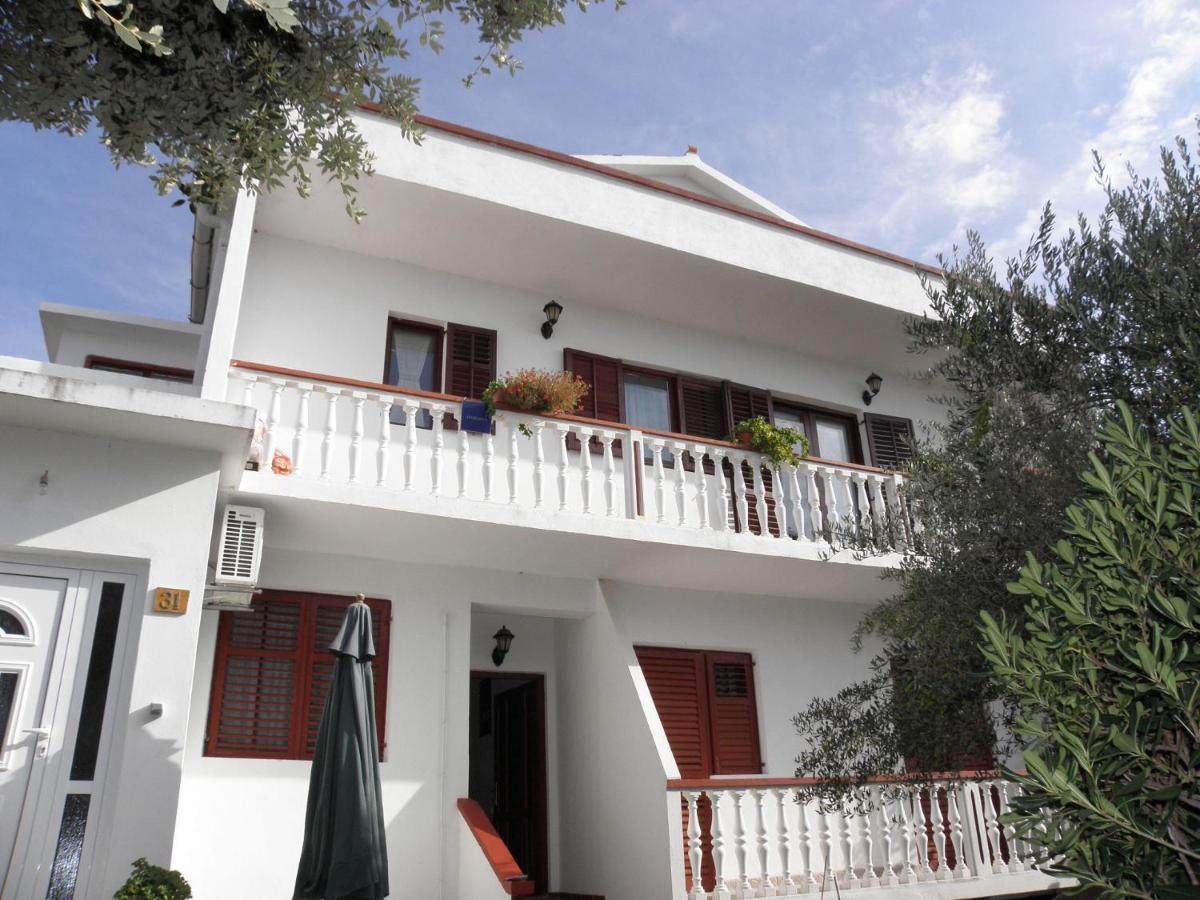 Apartments Pere - Ferienwohnung