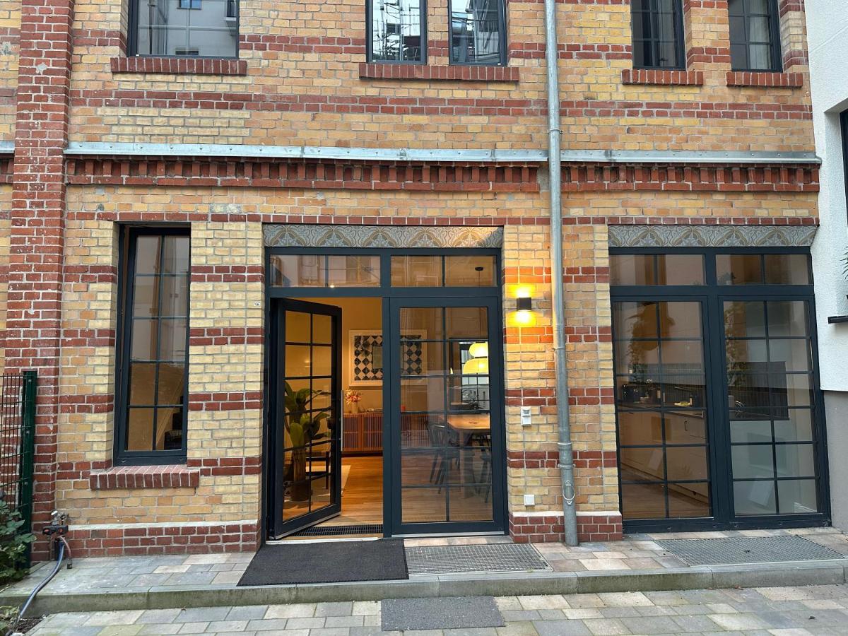 Large, comfortable and luxurious flat in Berlin Center, Prenzlauer Berg - B&B