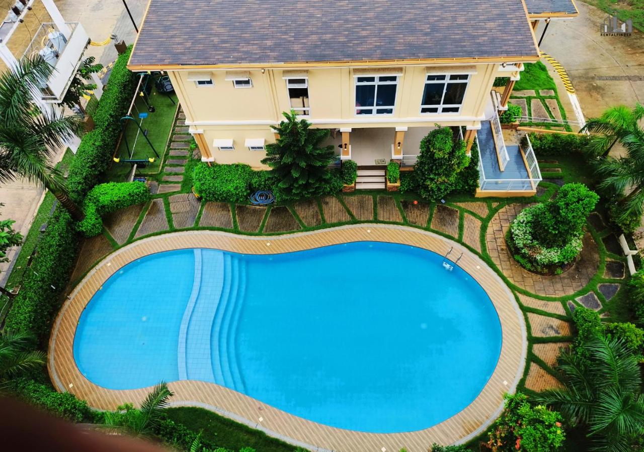 Spacious 2BR Staycation with FREE Gym, Parking & Pool - B2 1Nambulite - B&B Puerto Princesa