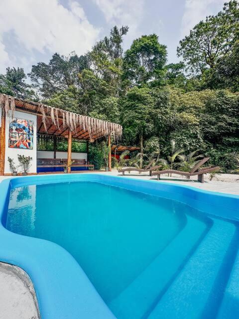 Pousada AimeMaresias - Loft - Seu Paraíso - 8min da Praia - Bed and Breakfast