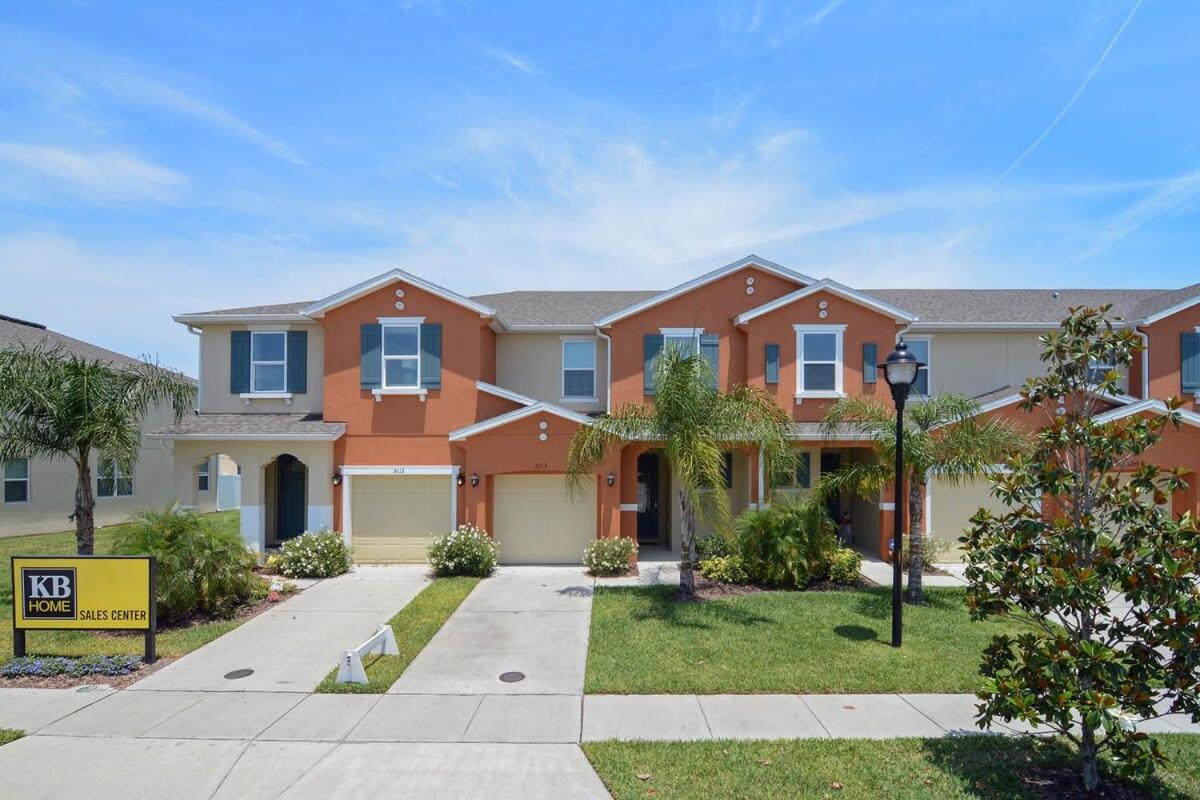 4Bd Sleeps 9 w Jacuzzi Close to Disney @ Compass Bay 5113C - Ferienwohnung Kissimmee