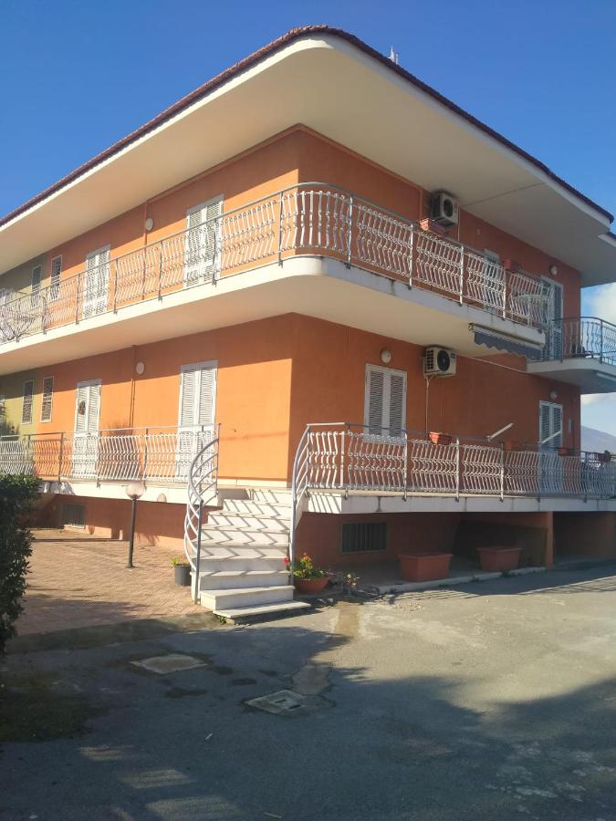 Da Ninnilla Holiday Home Scafati - Chambres d’hôtes Scafati