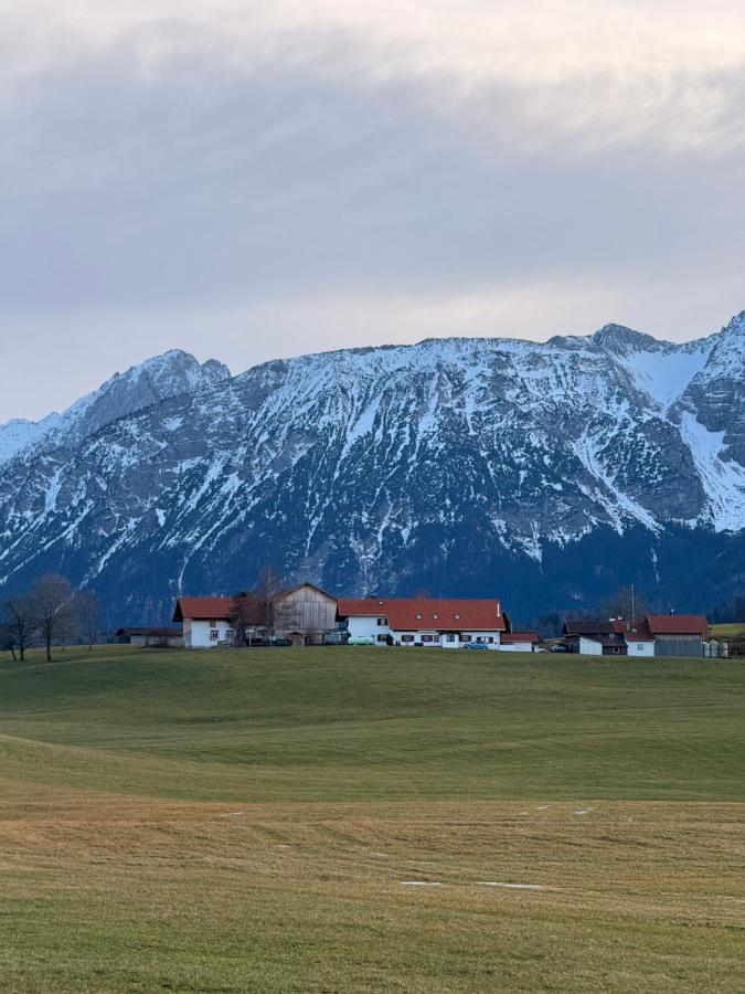 AllgäuBlick - Ferienwohnung mit Bergblick - Königscard - B&B