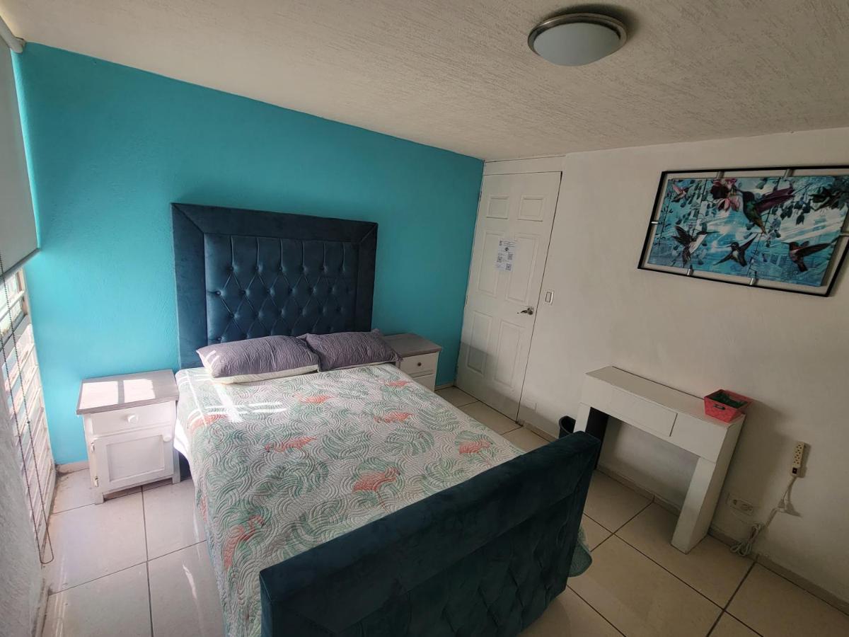 Aguilas Rooms 1 cama bano compartido