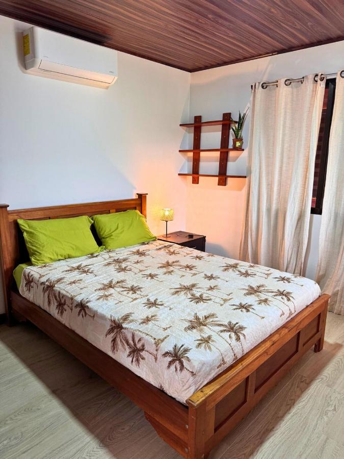 Estudio con cocina entre playas - B&B