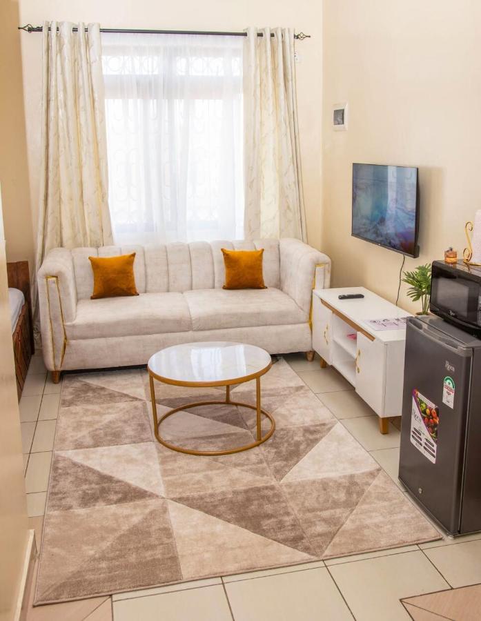 Mora studio in Nyali Oshwal Academy 4B - B&B Mombasa