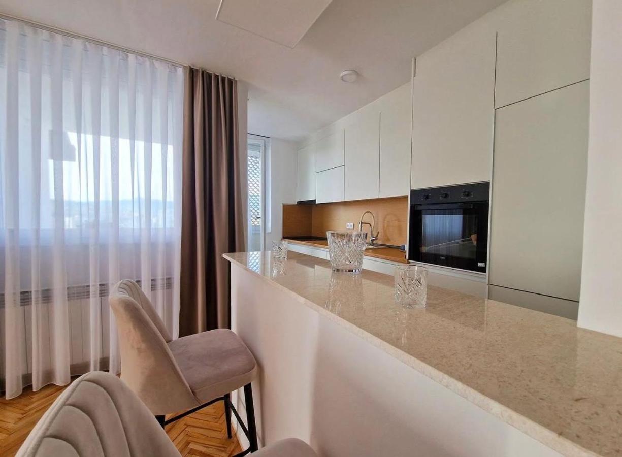 Avdina Luxury Apartment - B&B Sarajevo