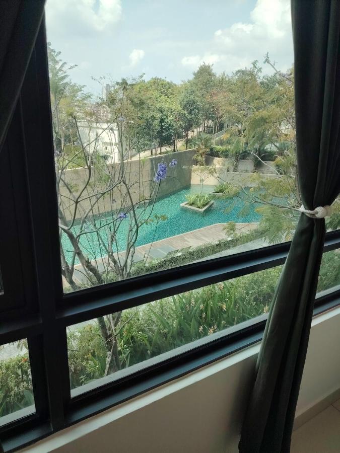 Sunway Greenfield Residence with Amazing Pool Facilities - Bed and Breakfast Petaling Jaya