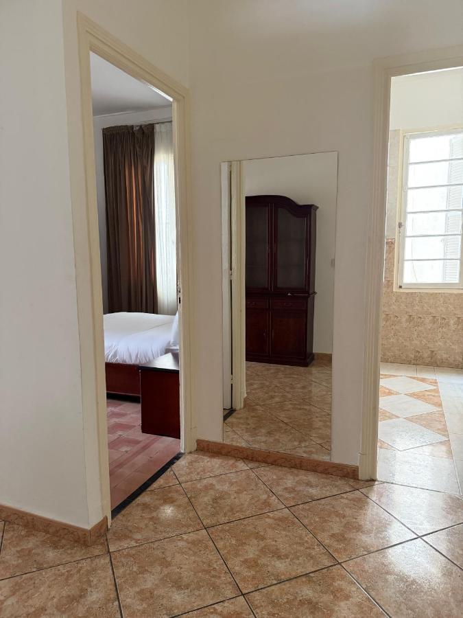 3 bedroom apartment next to playa and ibn batuta mall - B&B