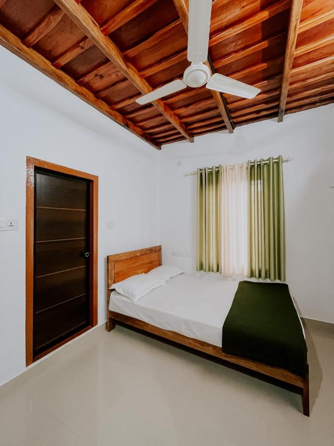 Palkulam heights - B&B Kūmudi