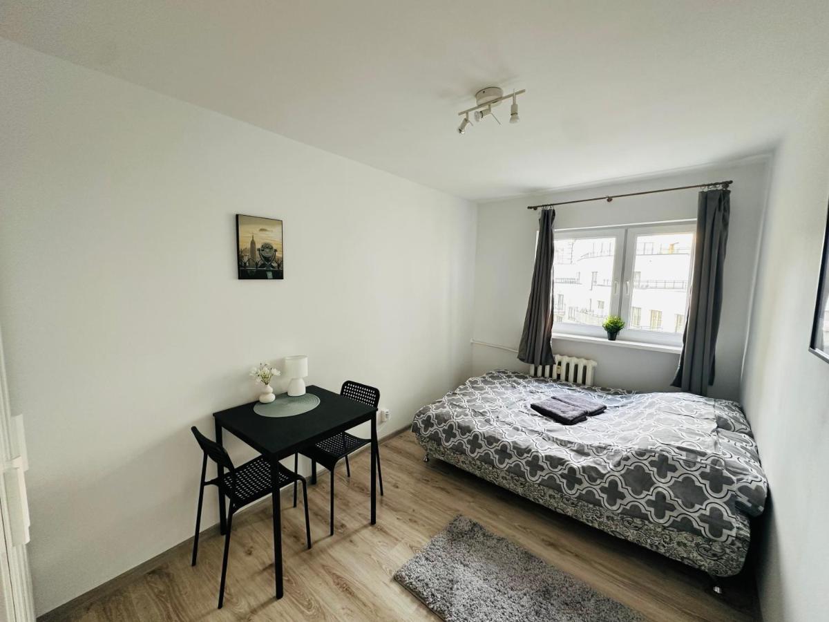 Wola Ratusz Rooms - B&B Varsavia