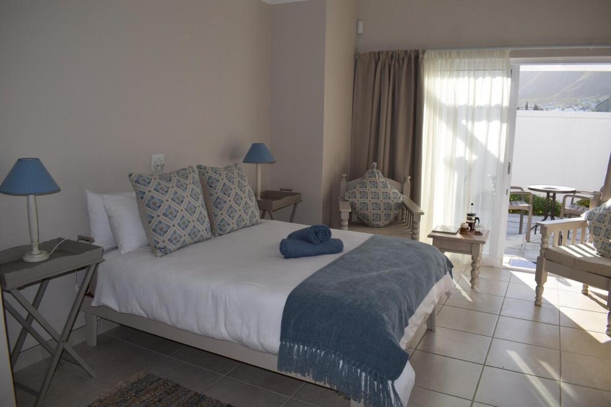 PROVIDENCE VILLA -Tranquil, Neat & Private Cottage - B&B Hermanus