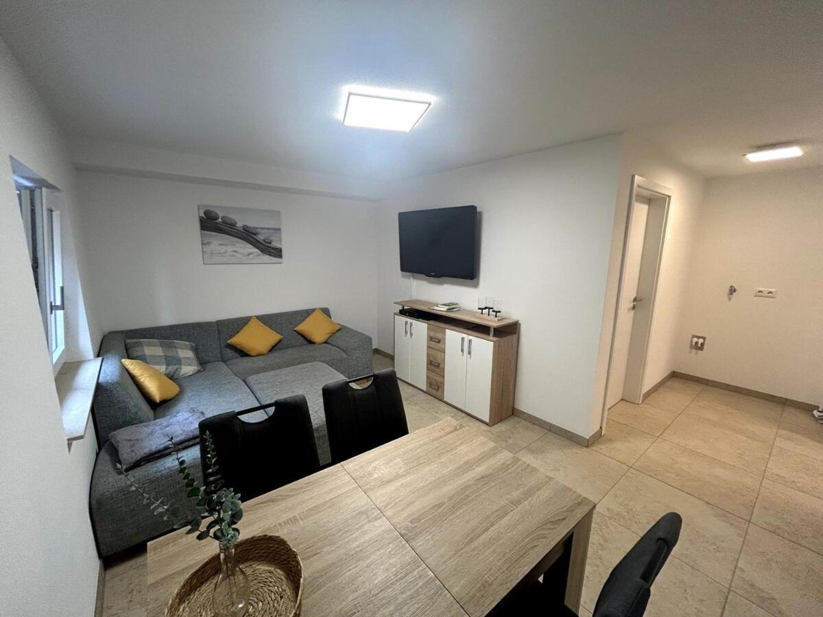 Apartment in idyllischer Lage nahe Regensburg - Ferienwohnung Sinzing