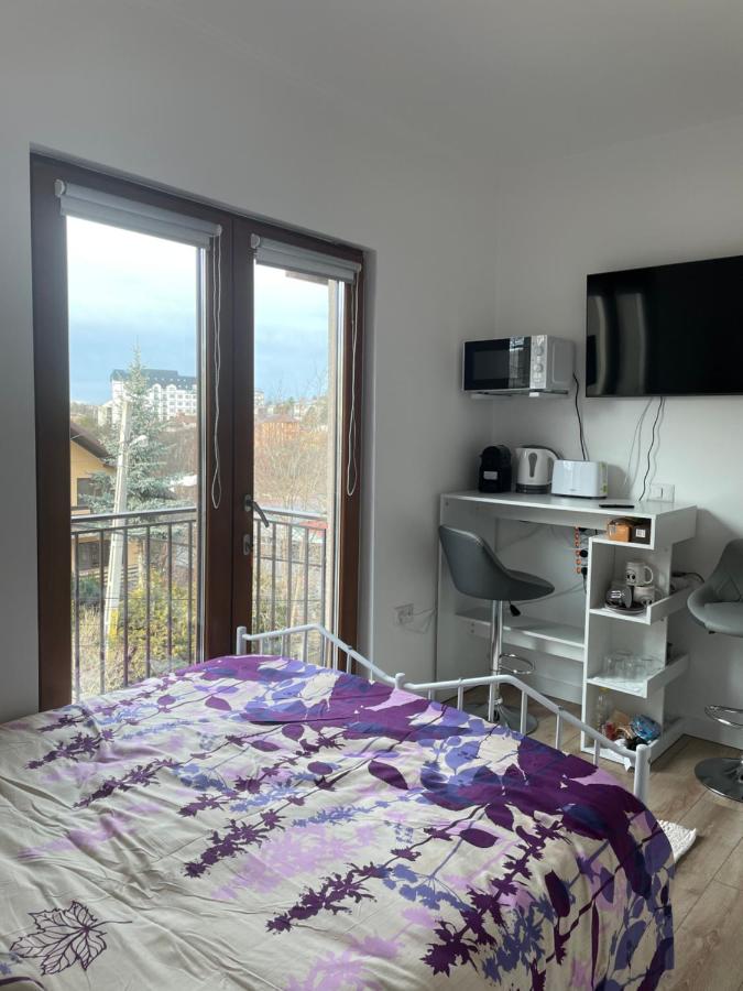 Studio3 - B&B