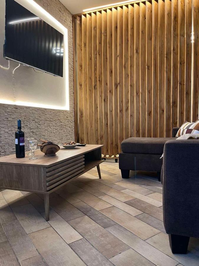 Plumeria Place Bright and spacious studio - B&B Larnaka