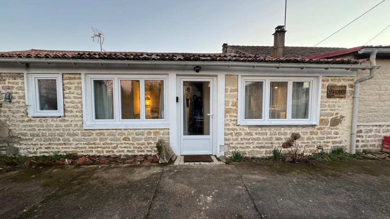 Meublé Chic AJACQUEE - B&B