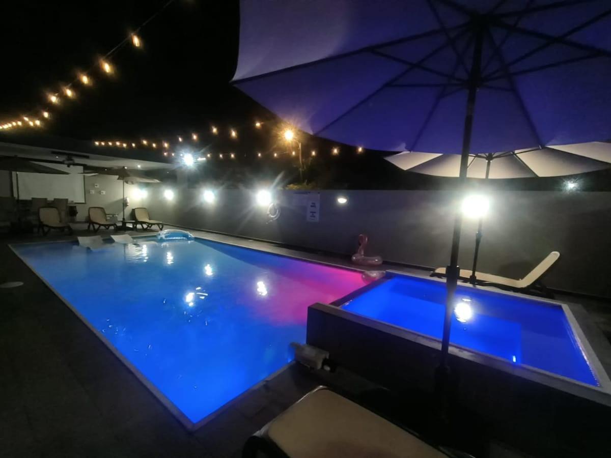 Aquaville Dorado Moderna A Studio 7 - Chambres d’hôtes