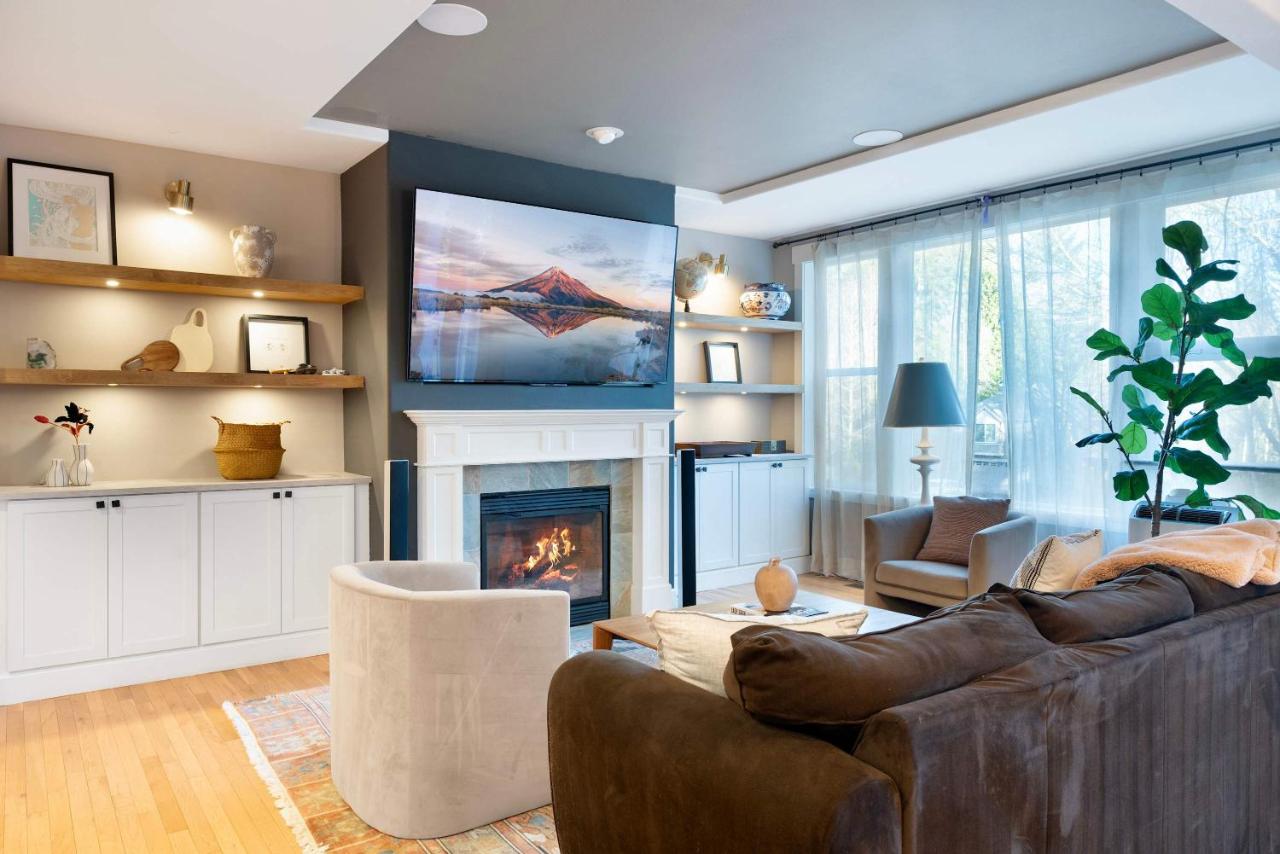 Spacious Bothell Family Home Close to Wine Country - Chambres d’hôtes
