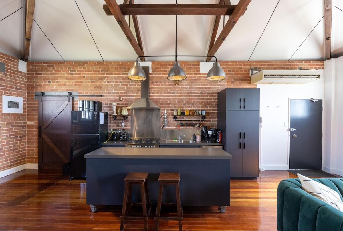 New York Style loft apartment - Ferienwohnung Townsville