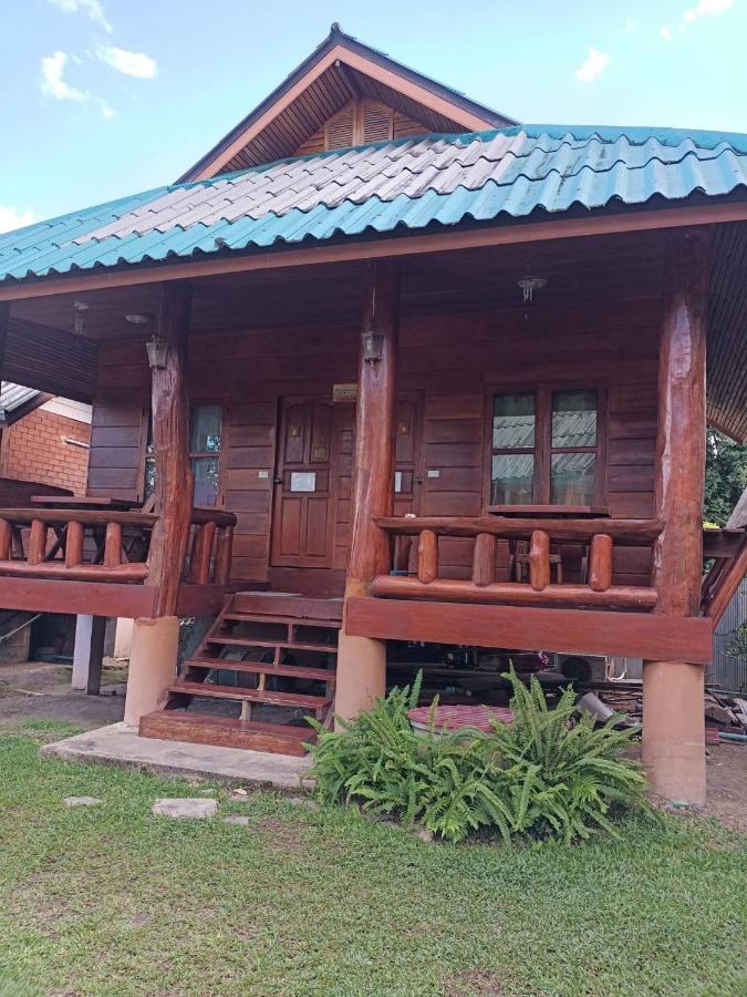 Huean khao hom เฮือนข้าวหอม - Bed and Breakfast