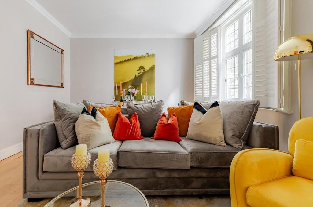 Revamped & LuxXe for Covent Garden Lovers! Adorable City Home for Families & Friends - Chambres d'hôtes Londres