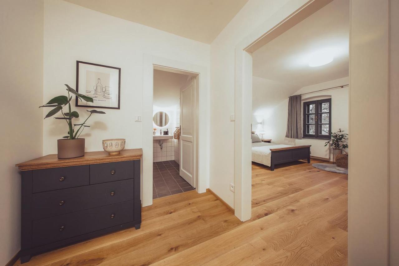 Výletní Restaurace Rudolfov - B&B Jindřichův Hradec