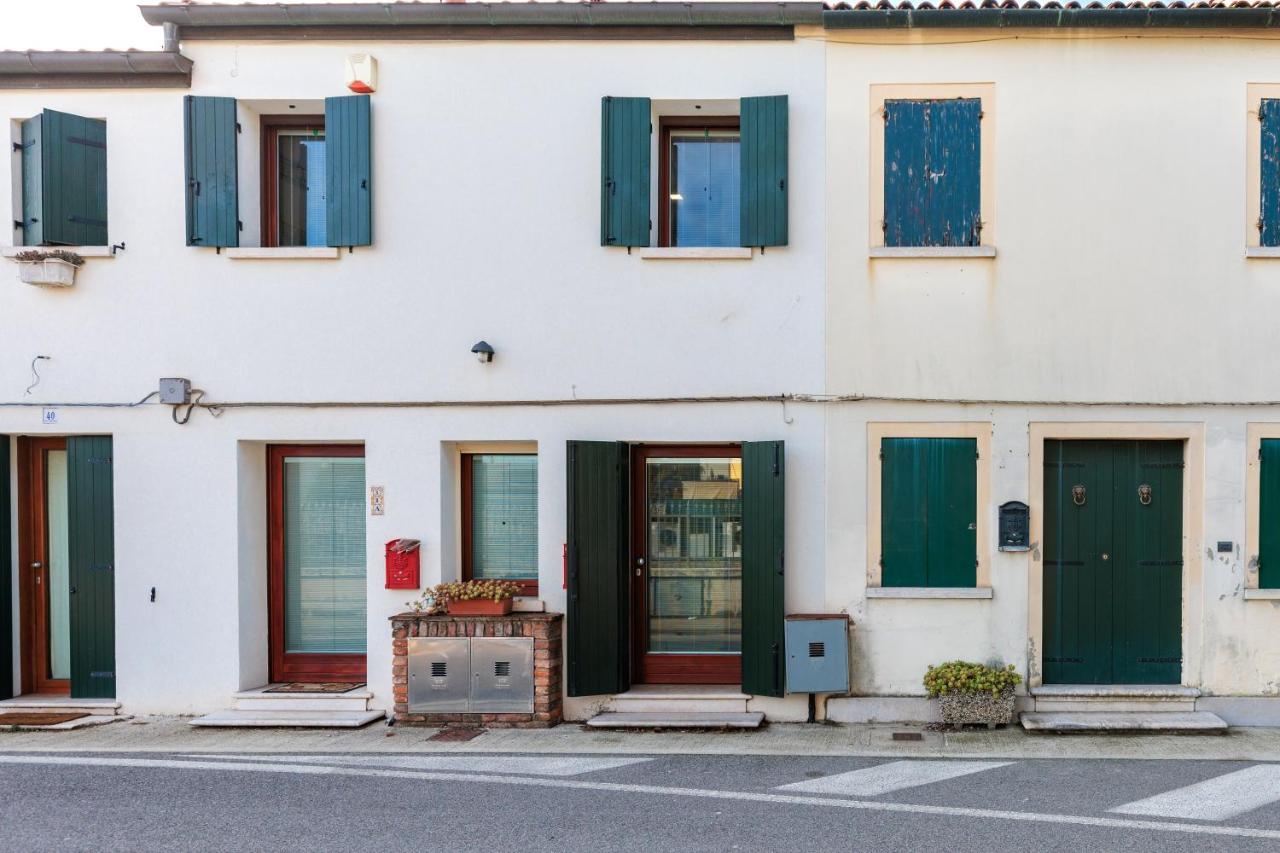 Mira! Casa indipendente sul naviglio del brenta - FREE PARK - B&B