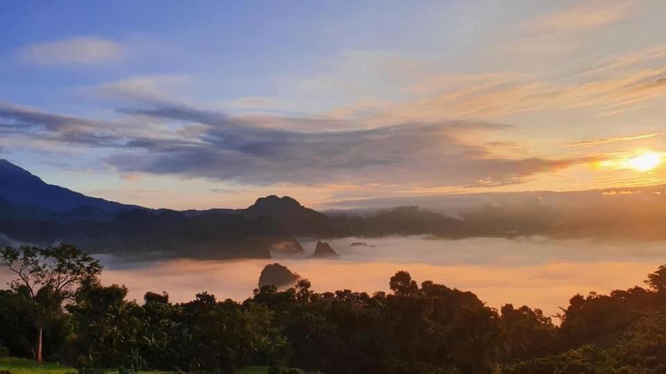 วิช โฮมสเตย์ - Bed and Breakfast Ban Sakoen