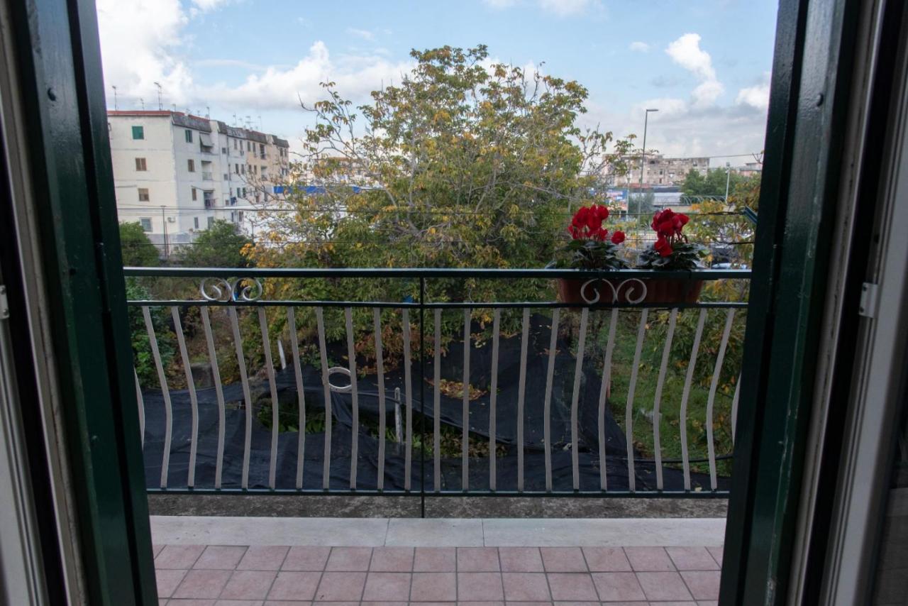 Casa Vacanze Residenziale, near the Sea, free parking, family accomodation - Chambres d'hôtes Naples