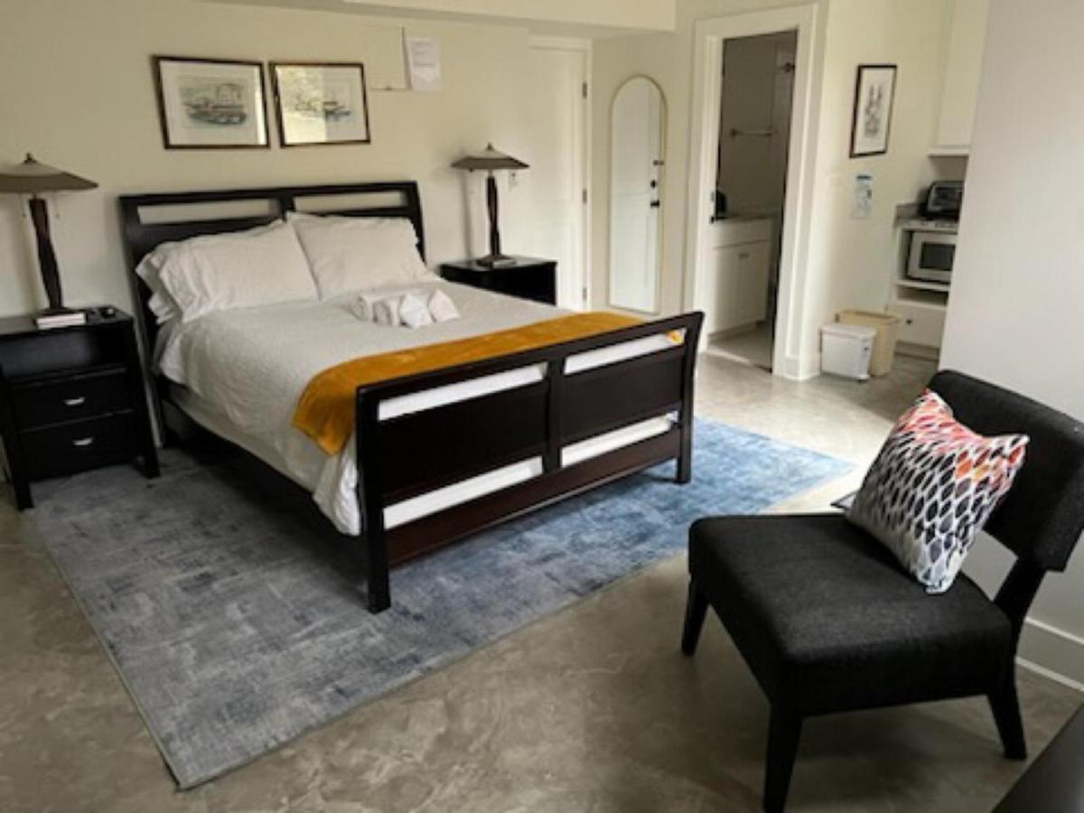 New Luxe Studio Cleveland Park near Zoo - Ferienwohnung