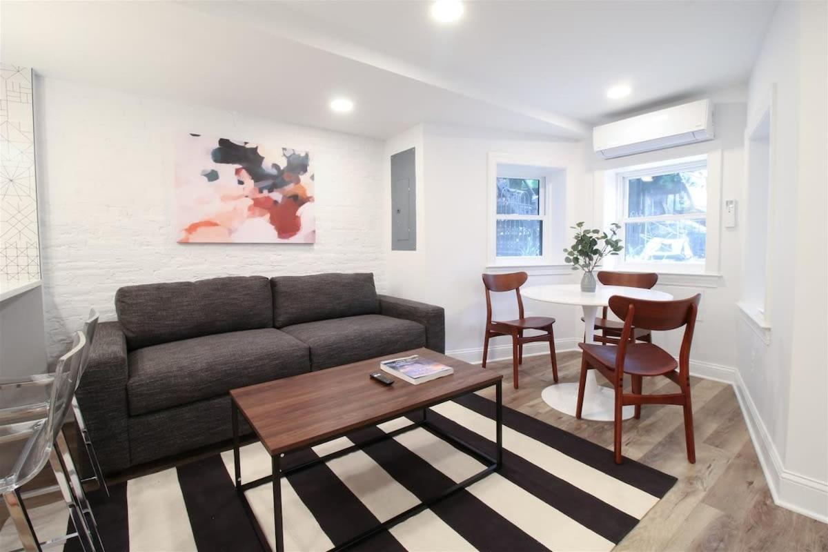 On DCs Doorstep Family Friendly 2 bed Cap Hill Apt - Permit - Bed and Breakfast Washington
