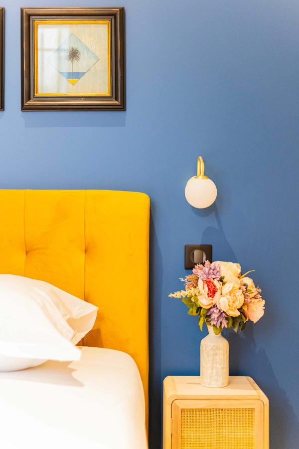 Amazing apartment - 2BR 6P - Gare du Nord - Bed and Breakfast Parijs