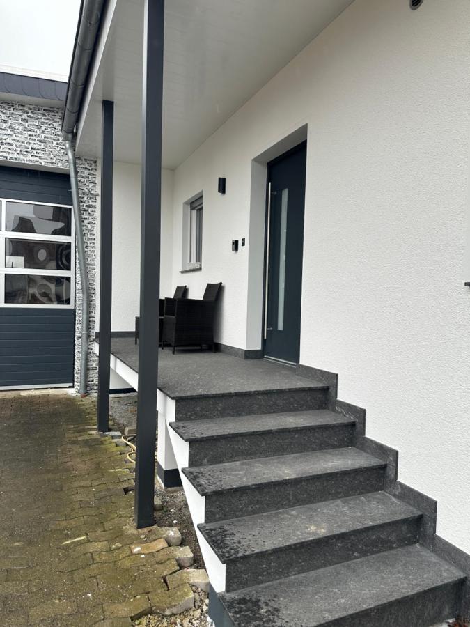 NEUES Apartment in Löhne, 50qm mit Moderner Küche, Boxspringbett und vieles mehr - B&B Löhne