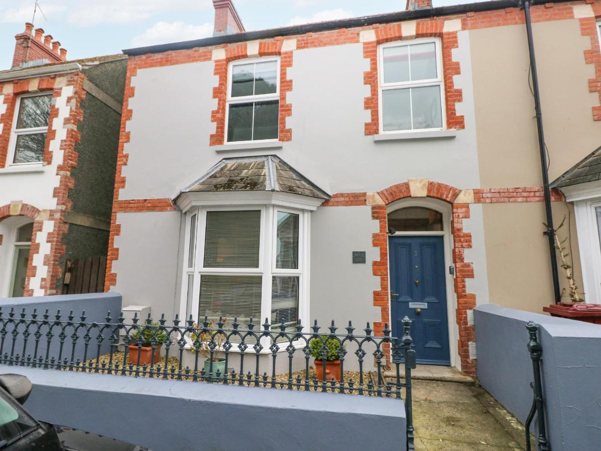 Aubrey Villa - B&B Tenby