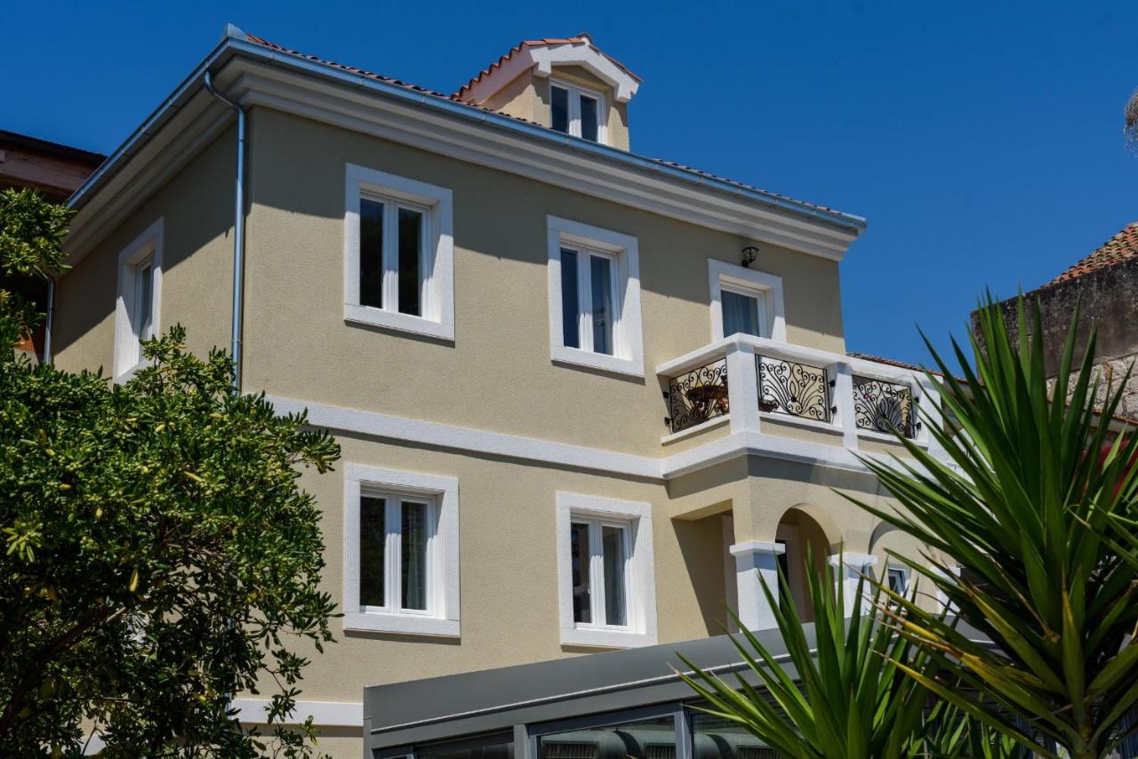 Deluxe apartment Dobrila - Chambres d'hôtes Kutleše